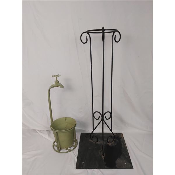 Plant Stand with Decorative Pot