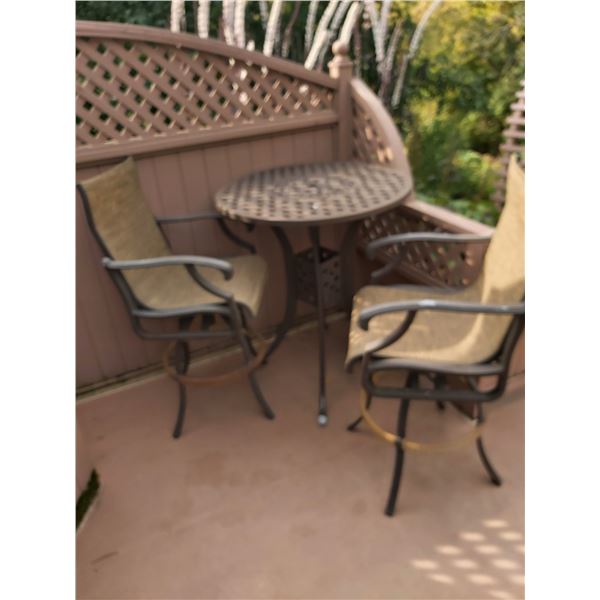 Outdoor Hightop Table and Chairs