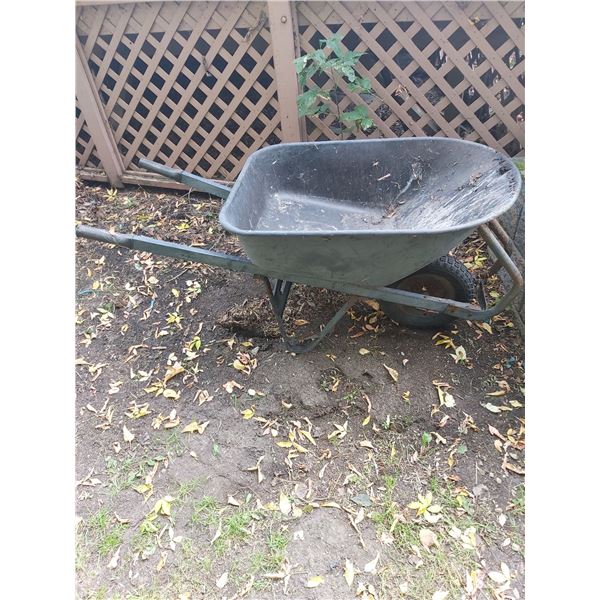 Yardworks Wheel Barrow