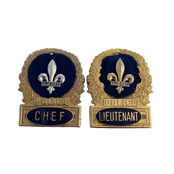 Quebec Cap Badges