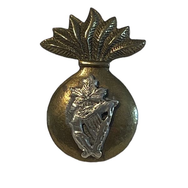 WW2 Irish Fusiliers (Vancouver Regiment) Cap Badge 