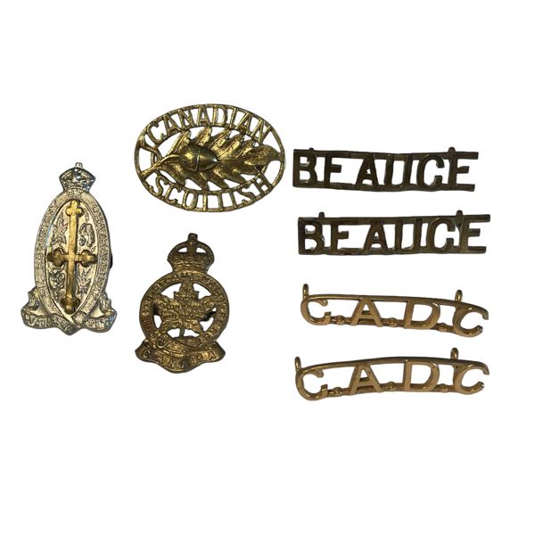 WW2 Cap Badge & Shoulder Title Badge Lot