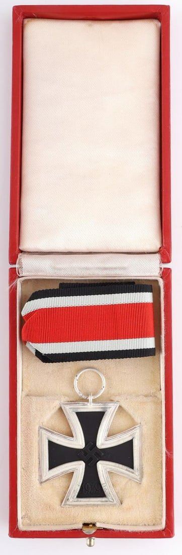 WWII GERMAN REICH IRON CROSS 2ND CLASS RIBBON wwii-german-reich-iron-cross-2nd-class-ribbon