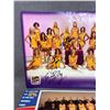 Image 2 : Los Angeles Lakers Laker girls 2003 multi signed cheerleader photo 11" x 8 1/2"