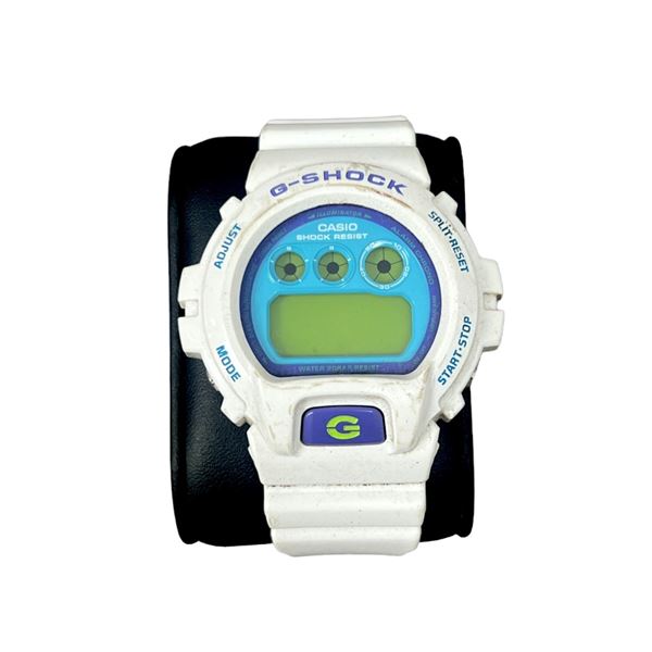 Vintage Casio G-Shock wrist watch