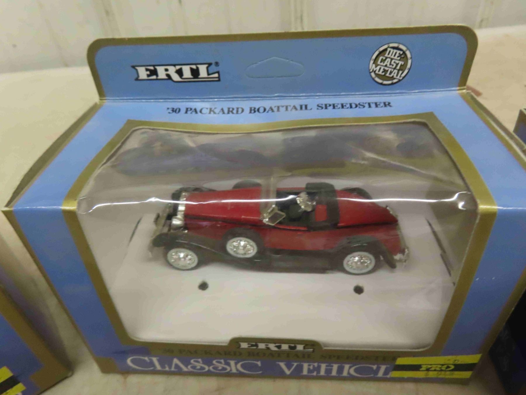 4 ERTL Classics 1:43 Diecast Cars : 1932 Ford Roadster, 1957 Chevy,