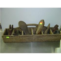 WOODEN CARRYING BOX WITH SHOE LAST PIECES