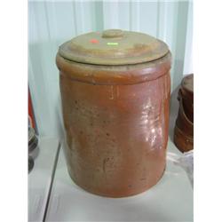 8-GALLON CROCK WITH LID; SHOWS PITTING