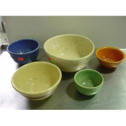 LOT OF 5 MIXING BOWLS; HAIRLINE CRACKS AND NOT COMPLETE SET