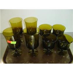 LOT OF 8 AMBER COLORED STEM GLASSES