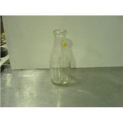 QUART DAIRY BOTTLE RARITAN VALLEY FARMS- RARITAN NJ