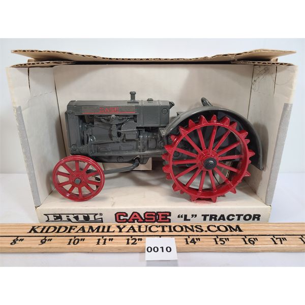 ERTL - CASE "L" DIE CAST TRACTOR - 1/16 SCALE 