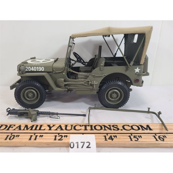 WWII REPLICA METAL JEEP W/ ACCESSORIES