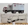 Image 1 : FIRST GEAR - 1953 WHITE 3000 FREIGHT TRUCK - 1:34 SCALE