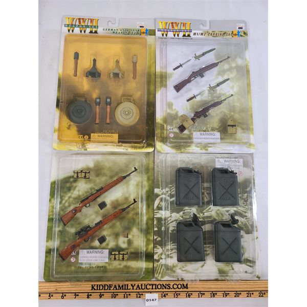 LOT OF 4 - WWII ACTION FIGURE ACCESSORIES