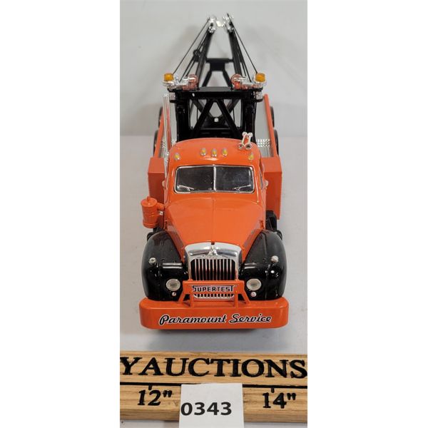 FIRST GEAR - SUPERTEST 1960 MACK B-61 TOW TRUCK - 1:34 SCALE