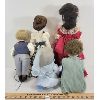 Image 2 : LOT OF 5 - PORCELAIN DOLLS