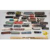 Image 2 : JOB LOT - HO SCALE TRAINS, BUILDINGS & ACCESSORIES