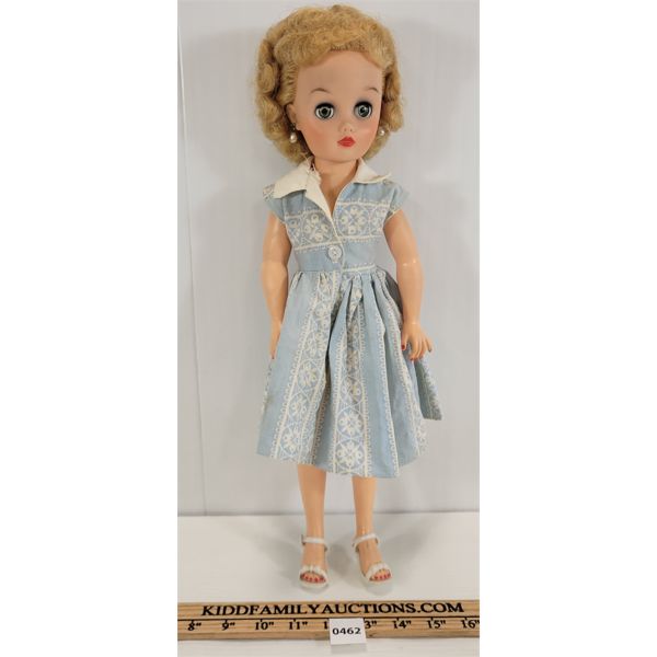 DEE AN CEE SLEEP EYES DOLL 