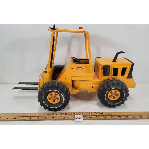 TONKA PRESSED STEEL FORKLIFT