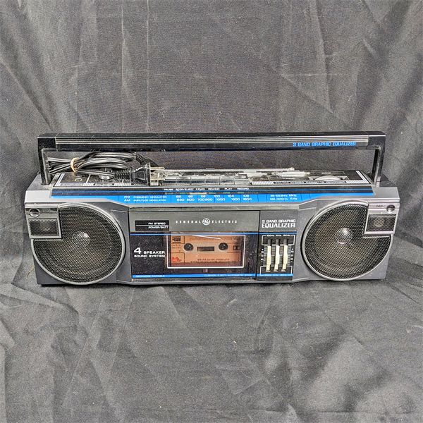 General Electric Ghetto Blaster Radio & Cassette Deck - Working!