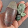 Image 1 : Lot of Raw Emerald & Polished Shiva Lingam 