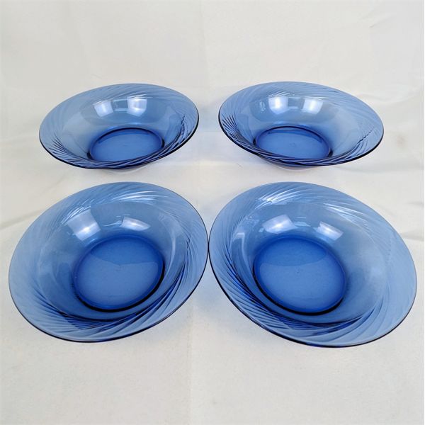 Set of 4 Vintage Pyrex Festiva Cobalt Blue Soup Bowls 7.5"