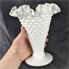 Image 3 : Set of 2 Hobnail Milk Glass Dishes