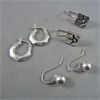 Image 3 : 925 Sterling 14" Chain, 7" Bracelet & 3 Sets of Sterling Earrings