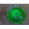 Image 1 : 602. Uranium glass juicer many chips, good display