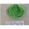 Image 2 : 602. Uranium glass juicer many chips, good display
