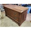Image 4 : Antique 2 drawer oak chest 43in long x 23in high x 18in deep