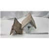 Image 4 : 2 Wooden Bird Houses... 11in tall and 14in tall.
