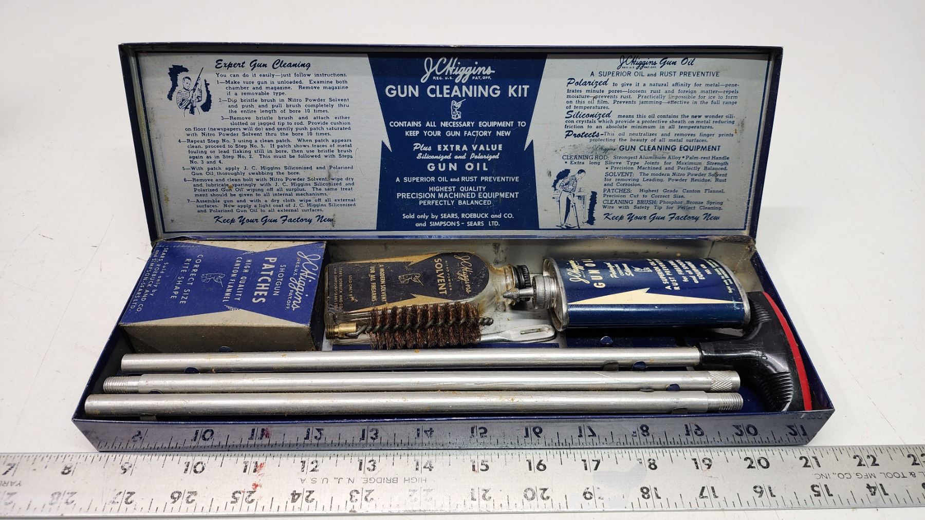 Boîte à outils en métal J.C. Higgins vintage des années 1960 Boîte à outils en métal J.C. Higgins vintage des années 1960