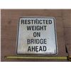 Image 1 : restricted weight road sign