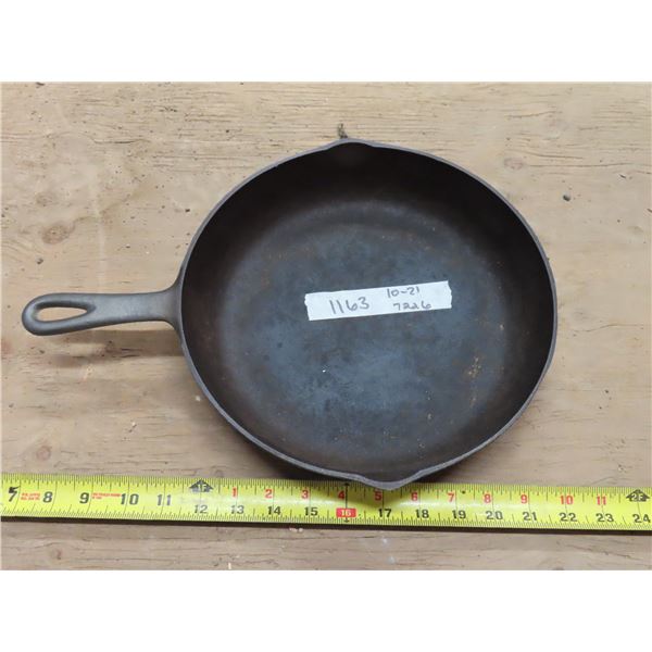 No 8 10 5 8 Cast Iron Pan Schmalz Auctions no-8-10-5-8-cast-iron-pan-schmalz-auctions