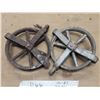 Image 2 : Pair of vintage cast iron garden well pulleys