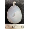 Image 1 : 40. Large Quartz with Druzy Crystal Center Pendant