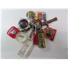 Image 2 : Canadian city key chains