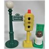Image 3 : Lot 7 vintage fisher price accessories plus 2 original little people sesame St.wagoa+lamp, post- mai