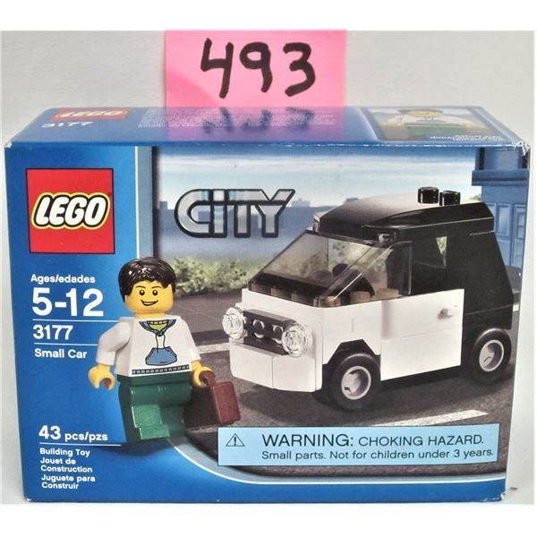 New 2010 Lego city #3177 small car set factory sealed