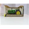 Image 2 : ERTL - Die Cast Replica - 1960 John Deere Tractor # 3010 - Item #5635