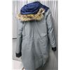 Image 3 : "Snowgoose" Made in Canada Size 38 winter coat with hood