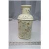 Image 1 : Tall square footed vase 11 inches high - no maker