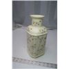 Image 2 : Tall square footed vase 11 inches high - no maker