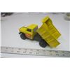 Image 3 : Tonka Dumptruck - 7 inches long