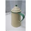 Image 2 : Large cream, green trim enamel pot - no leaks