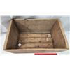 Image 3 : Wooden crate and 2 Coca-Cola drink carriers