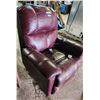 Image 5 : Burgundy leather powered recliner arm chair - untested