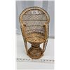 Image 1 : Smaller wicker doll chair - 16.5"H x 10.5"